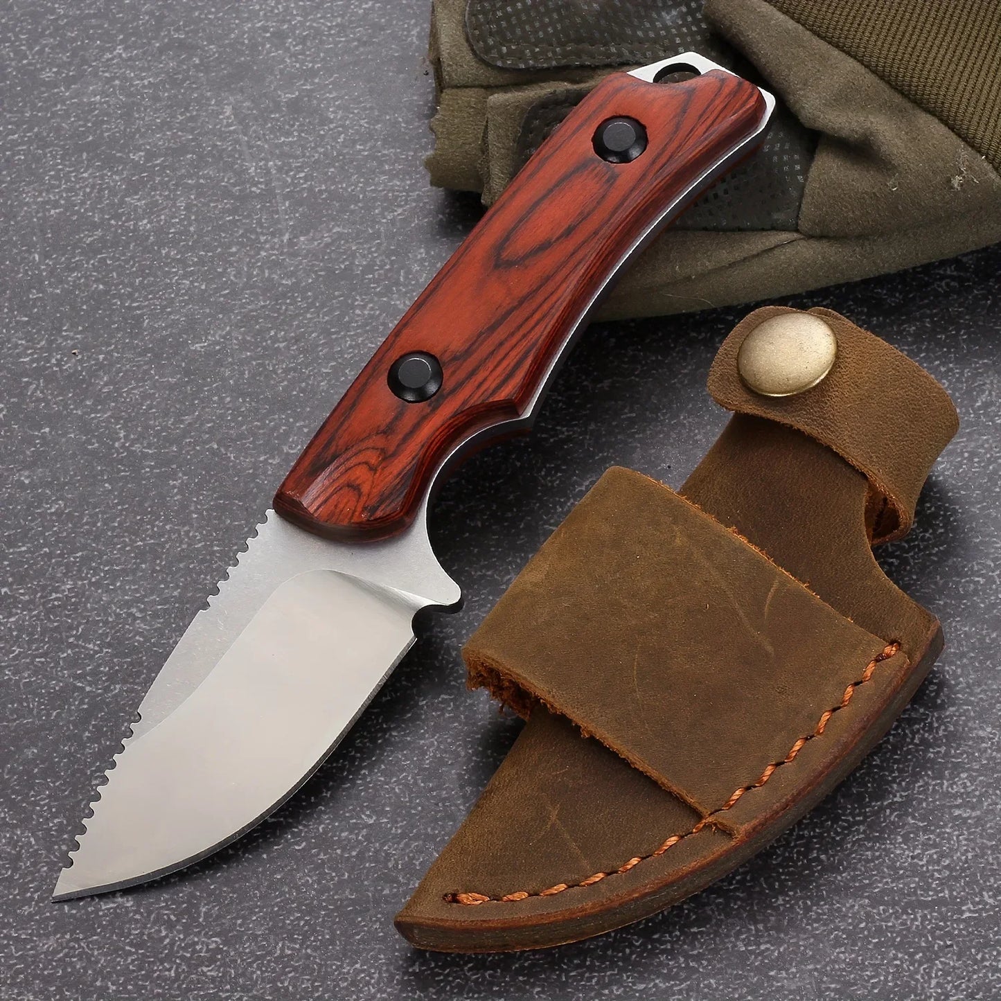 BM 15017 Hunt Hidden Canyon Hunter Fixed Knife 8Cr13Mov Blade Stabilized Wood Handle Outdoor Camping Knives with Cowhide Sheath