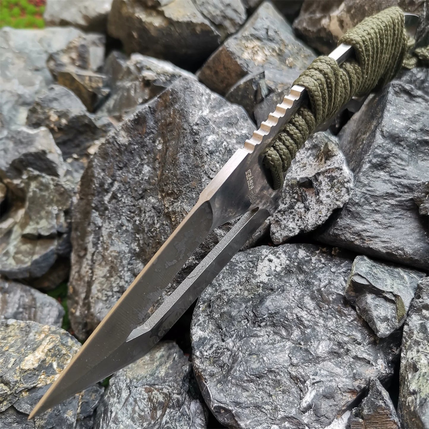 Multi-Purpose Fixed Blade, Tactical Survival Tool for Hunting & Camping, Also Ideal as a Sharp Fruit Knife for Outdoors