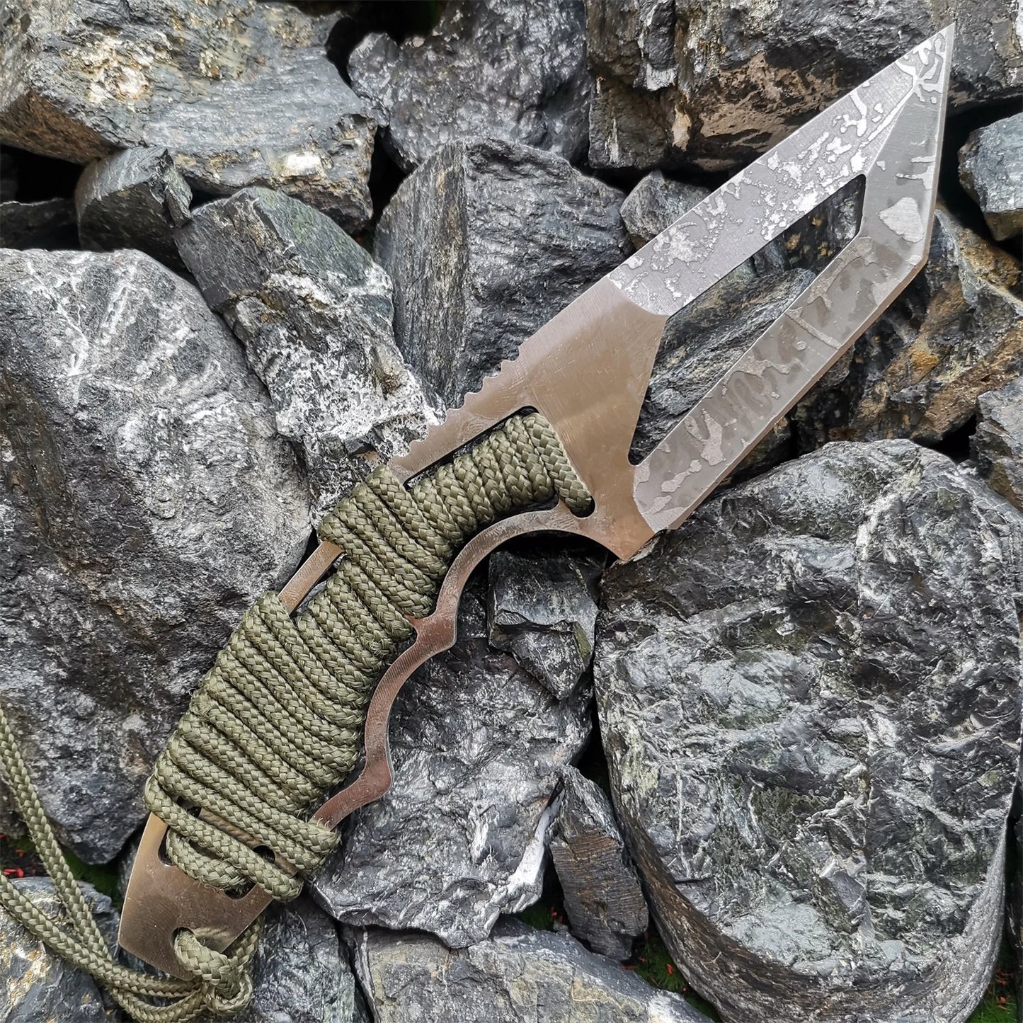 Multi-Purpose Fixed Blade, Tactical Survival Tool for Hunting & Camping, Also Ideal as a Sharp Fruit Knife for Outdoors
